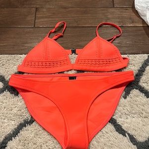 Coral triangl swimsuit
